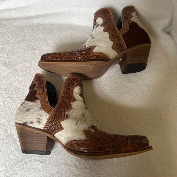Myra Bag Shoes - Myra Frisco Falls Hair-on Hide & Hand tooled Western Ankle Boots Women's 8